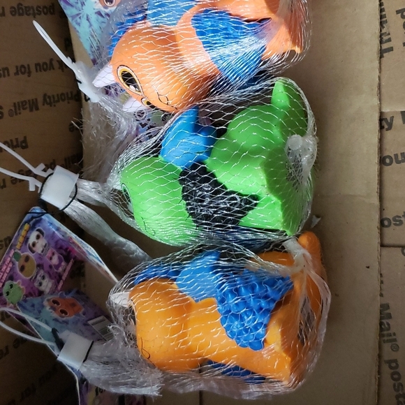 Drop dots Love ems Dragons no longer available set of 3 - Picture 9 of 9